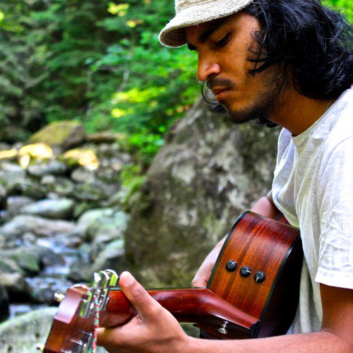 This Friday the @EarthHeartHum comes to <a href="/kayamalay/">kayamalaybistro</a>. Join us from 7:00pm for some good-for-soul songs.