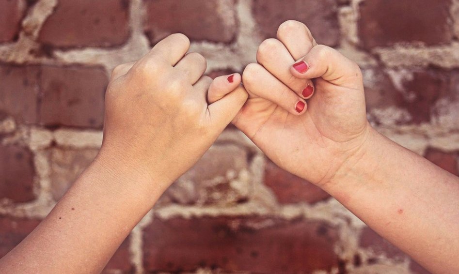 Shopnetic's tweet image. The ultimate list of nail-care products you simply must have → ow.ly/MOfH303hEDP