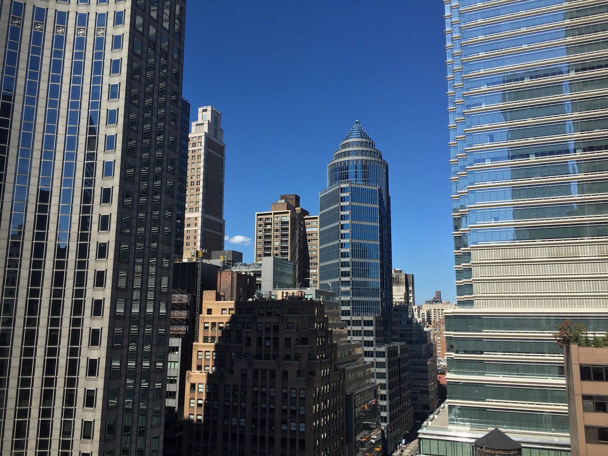 HechtGroup's tweet image. What a #beautifulday in #Manhattan! #nyc #skyline