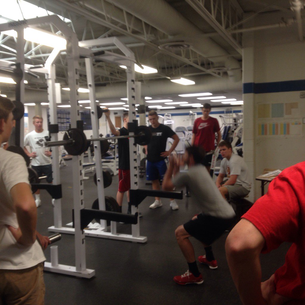 LPSHealth_PE's tweet photo. Coach Rutledge is going through squat progressions and secondary lifts with his weight training group! #LPSstrength https://t.co/btzhmhuzg6