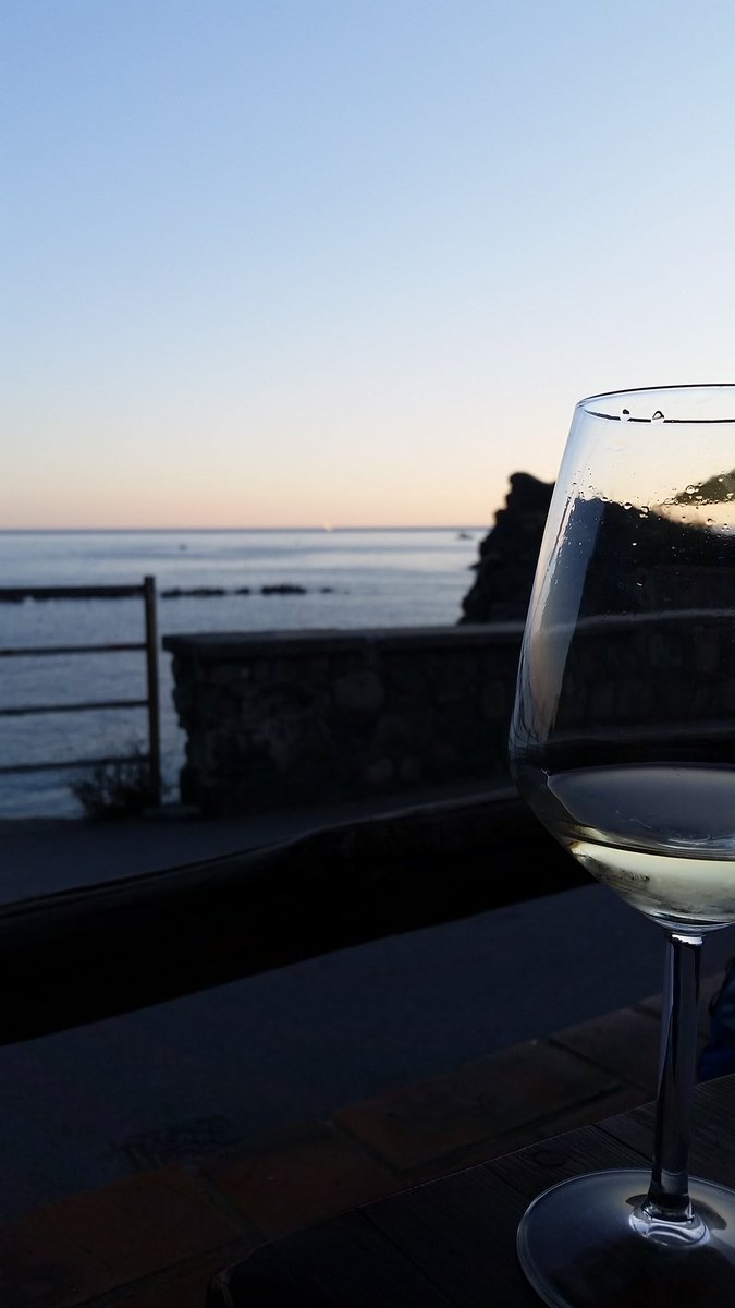 ChyaboyPatty's tweet photo. Great weekend away at cinque terre, living the dream #geosiena https://t.co/pYmndHB0TO