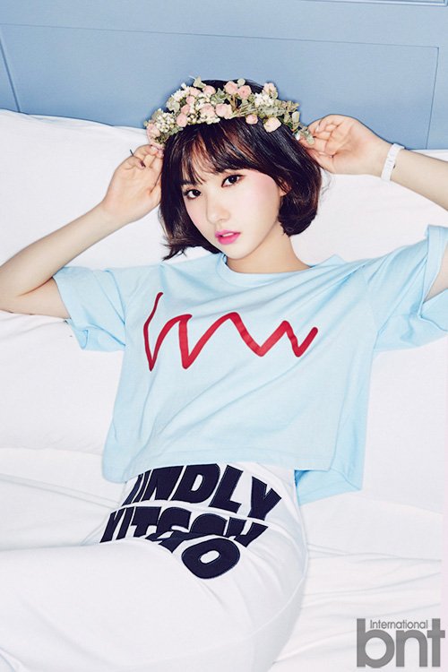 girlgroupspics's tweet photo. gfriend ☆ eunha https://t.co/vIktzflxIx