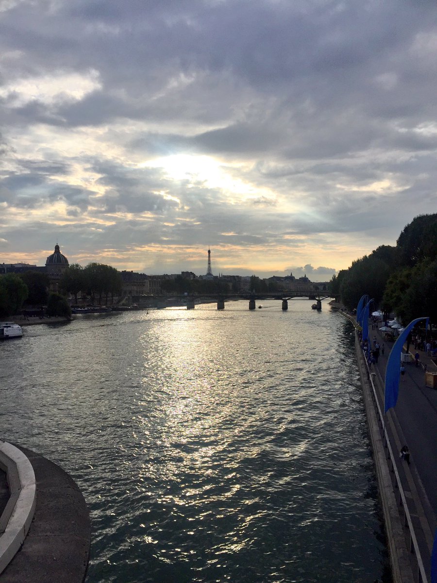 I'm in #Paris! Absolutely love it here.