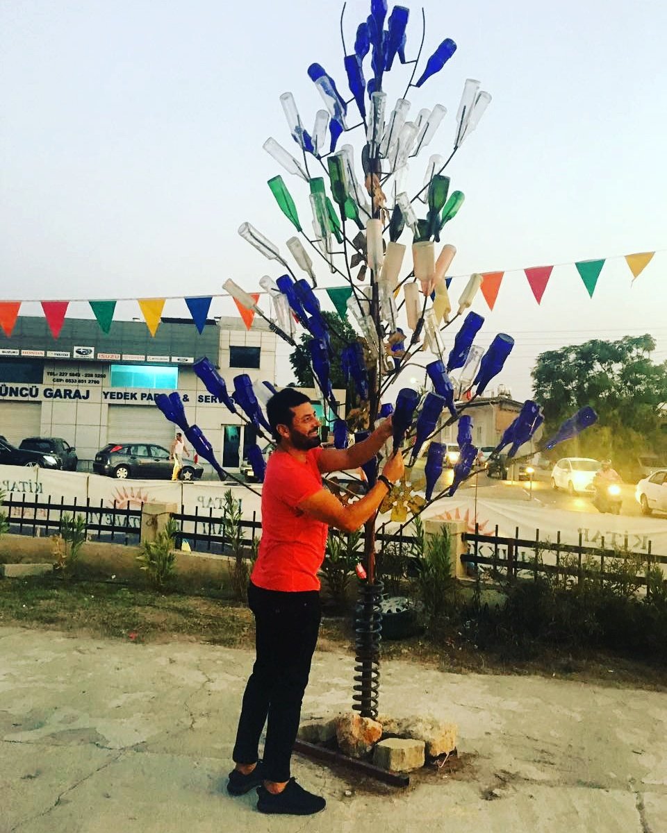 "En sandık dost" dedik köpeklere. Kitaplara ise "en iyi dost".