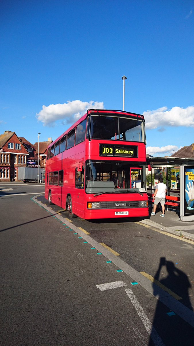 Busbabe's tweet image. @AdamEkeen @RichardONCL10 @AndrewWickhamGo @RobbieBartle Dave was a guest This evening a trip on M136KRU (3136)