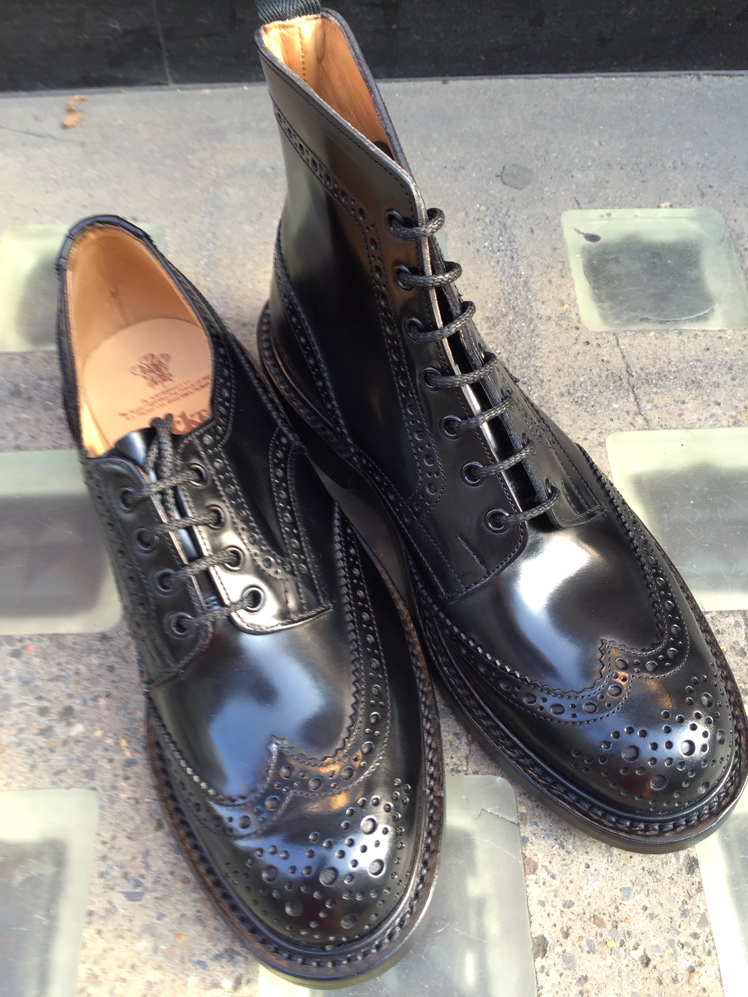 Trickers bourton outlet black
