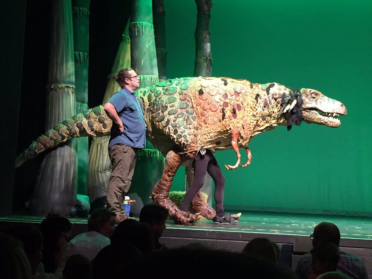 <a href="/NottmPlayhouse/">Nottingham Playhouse</a> <a href="/DinoZooLive/">Dinosaur Zoo</a> what a great show today! Only sad my youngest was too poorly to come 😥