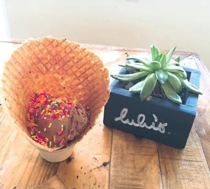Delicious ice cream is just down the street at @lulus_icecream! #whatshotontheboulevard