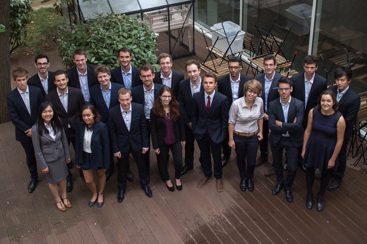 Une nouvelle équipe au top démarre la fall session 2016 #DigitalTechYear <a href="/centralesupelec/">CentraleSupélec</a> !