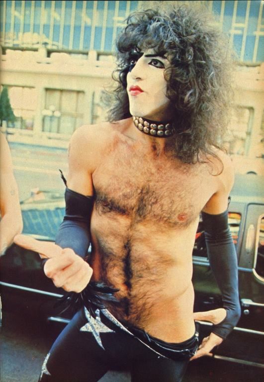 paul_kizz's tweet image. #SeductiveMonday "Ladies?~" ♡