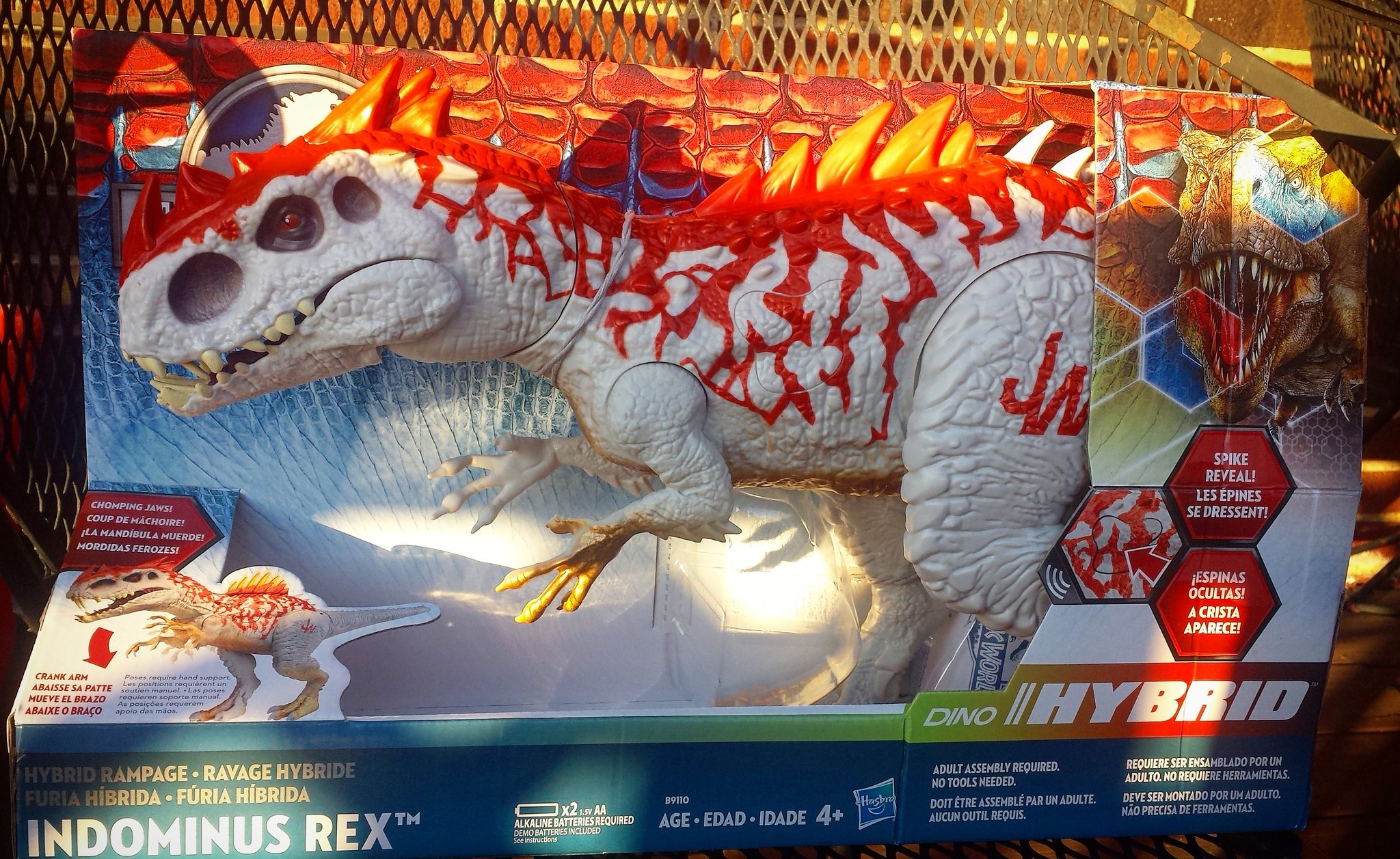 Hybrid Rampage Indominus Rex - Jurassic Toys