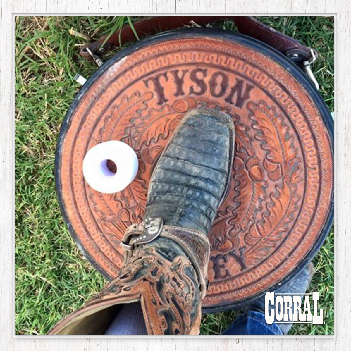 CorralBoot's tweet photo. A cowboy isn't a cowboy without his boots. Proud sponsor of Tyson Durfey #CorralRider #CorralBoots https://t.co/q8s0zH1Xjl