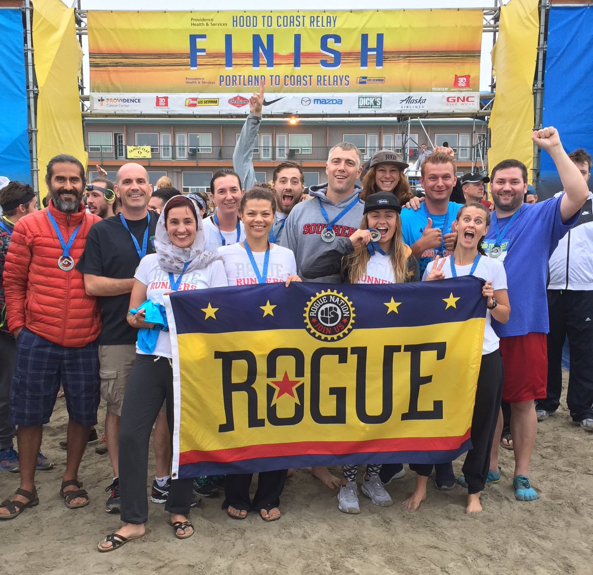 RogueAles's tweet photo. Our #teamrogue crossed the #htc16 finish line Saturday night just before 7pm after running 199 mi. Congrats, guys. https://t.co/DttQuj0enR