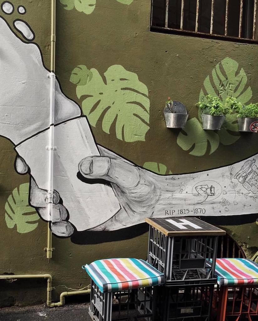 whatdidhenrysee's tweet photo. Laneway swag 🛣👊🏻 #grandlane #offmurraystmall #betweenwooliesandbarrack #perthcbd #specialt… https://t.co/dhMzh2pROH https://t.co/3ZeG7rosh4
