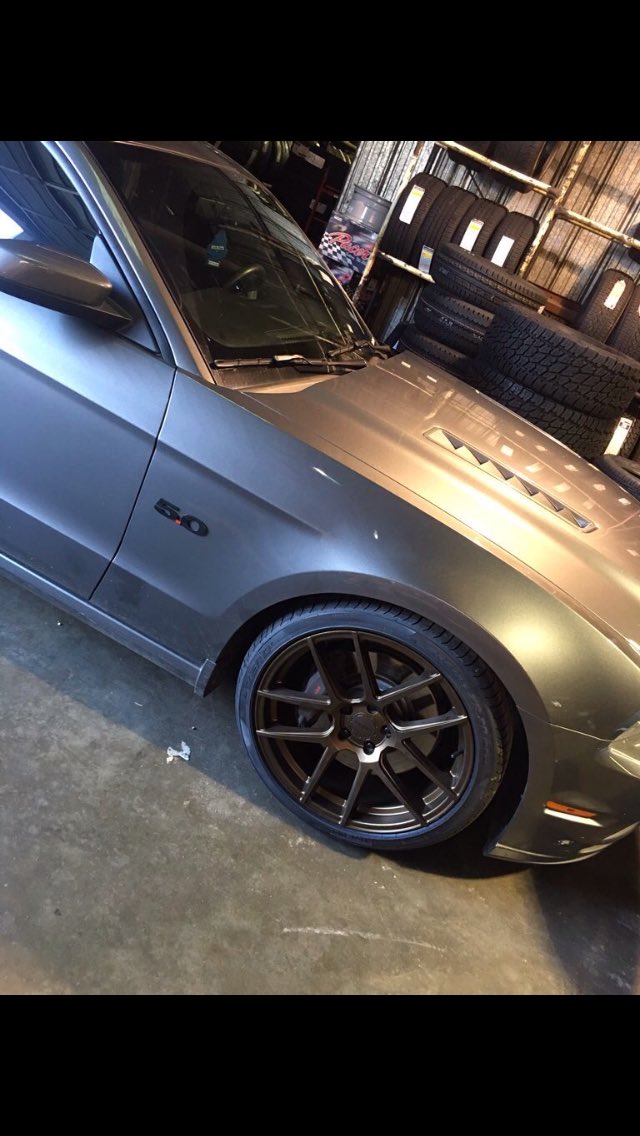 austinyork_'s tweet photo. when @BBseven13 sends you teaser pics of your car 😂🤔 https://t.co/YM8Qow4a9d