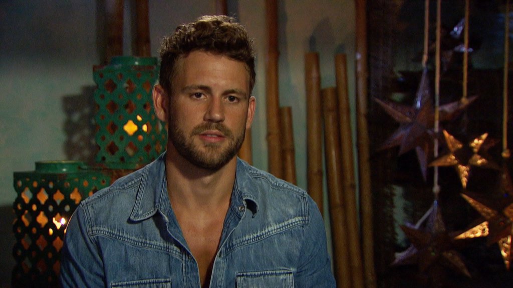 Nick Viall - BIP - Season 3 - *Sleuthing - Spoilers*  - Page 62 CrEhbdAWEAQFyPf