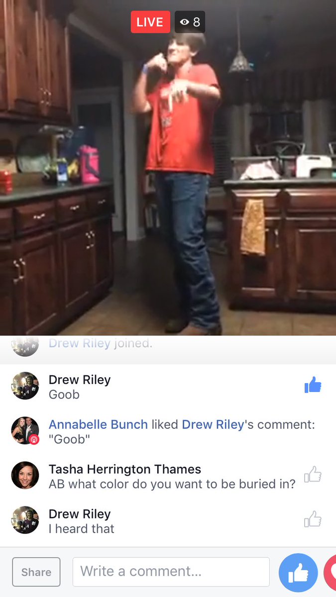 admay15's tweet photo. Russell is live #CallHimMaybe https://t.co/an7VoWT1Q7