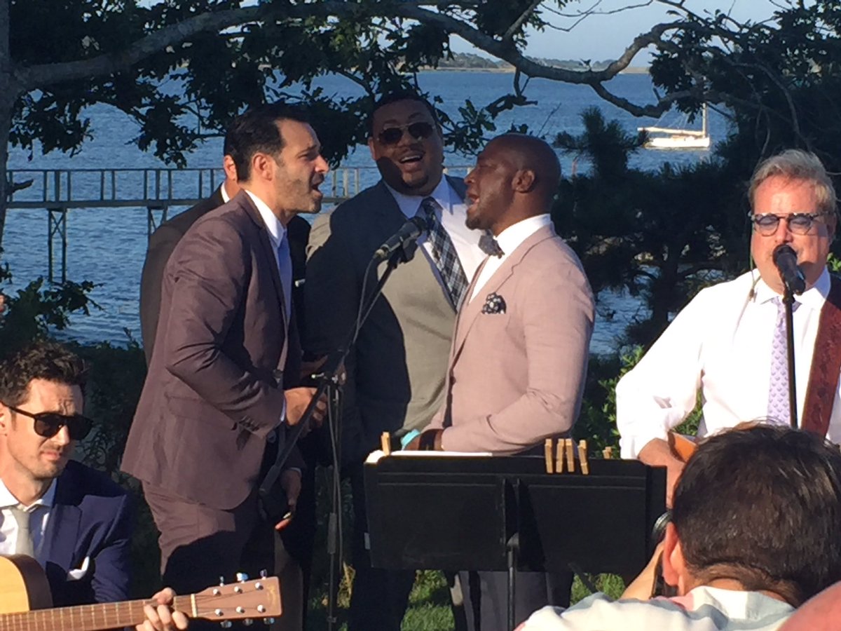 Look at these guys backin up <a href="/Frankietunes/">Frankie Spellman</a> #thankgodforyou #weddingshit <a href="/cedricyarbrough/">Cedric Yarbrough</a> <a href="/TayeDiggs/">Taye Diggs</a> <a href="/jayharrington3/">Jay Harrington</a>