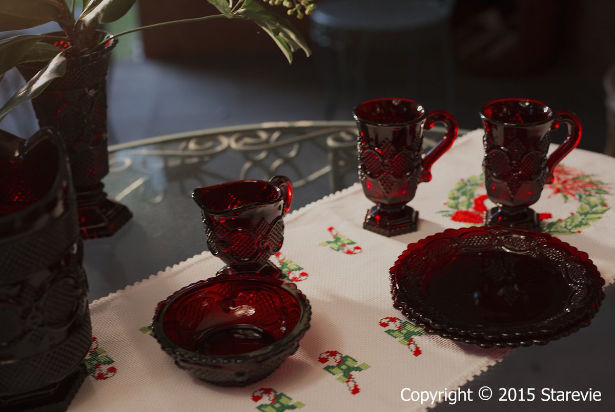 Stare_Vie's tweet photo. La época propicia para compartir con familia y amigos #Navidad https://t.co/G2Eq77Ge4s https://t.co/MWanS9bJkU