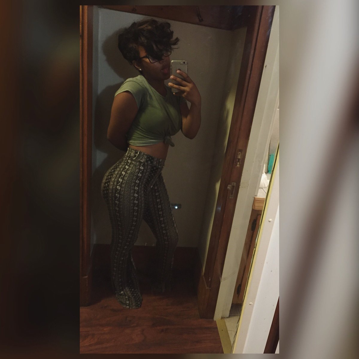 PrettyAssSarah's tweet image. 👑👑🍃