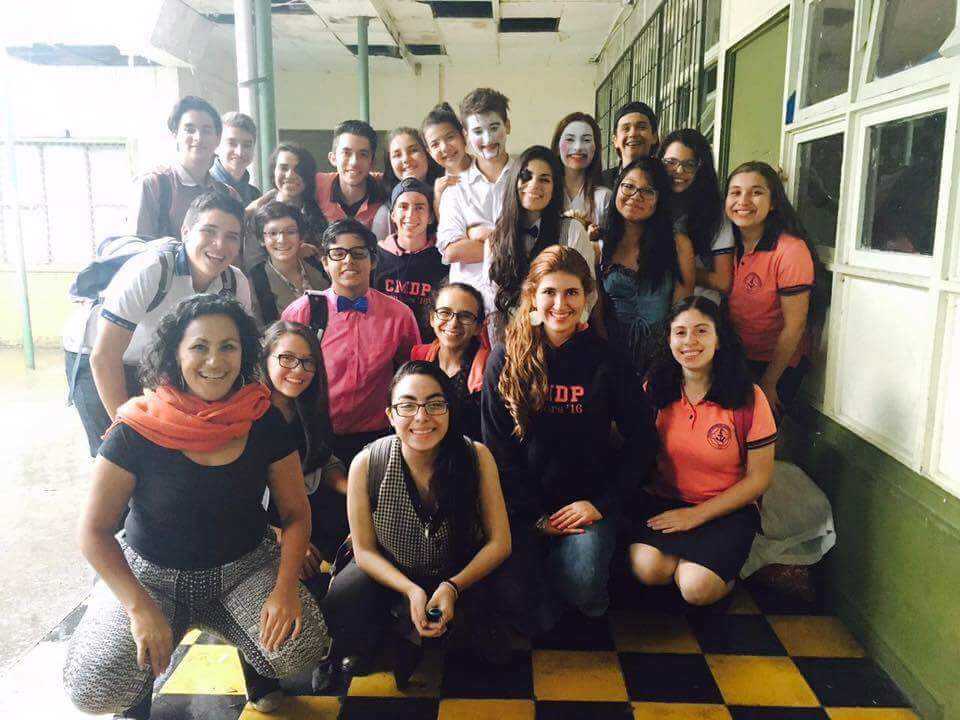 CMDPCR's tweet photo. ¡Felicitaciones al Club de Teatro por su excelente participación en el #FEA2016! https://t.co/mgJNumyQOJ