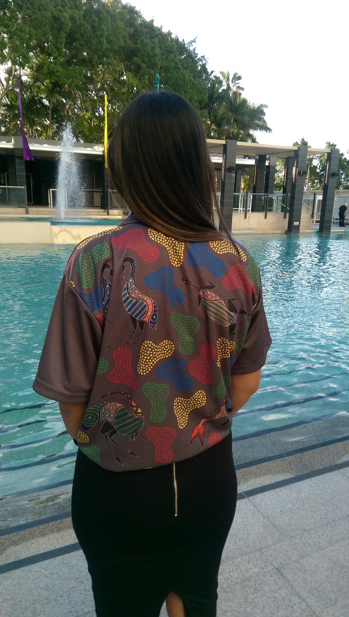 helenbarry1's tweet photo. If you want some help at #gptec2016 look for our lovely staff wearing these shirts https://t.co/1yYJv9zUao