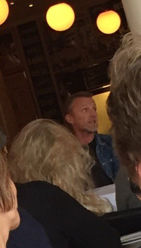 ..klart oss bra i Norge på å tenke smått..nå tenke stort og utvikle oss videre i kultur sier Jo Nesbø #civitafrokost