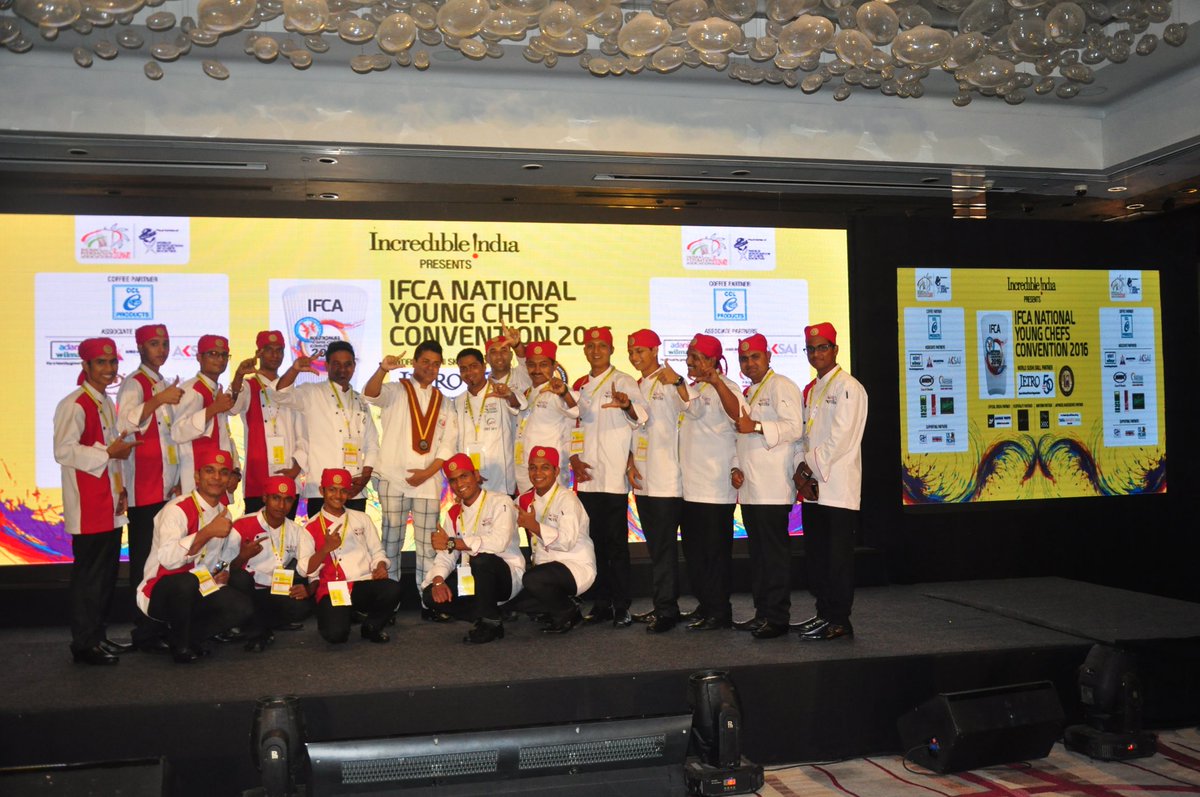 ChefDevKasalkar's tweet photo. The Young Chef President #Chef Saby showing #K# for Kolhapur # compliments #Team Chefs Kitchen#IFCANYCC2016 https://t.co/qIFGZON9rD