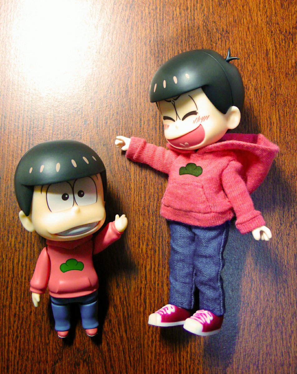 ここに、ねんどろいど 松野おそ松 と、オビツ11ボディ があるじゃろ
