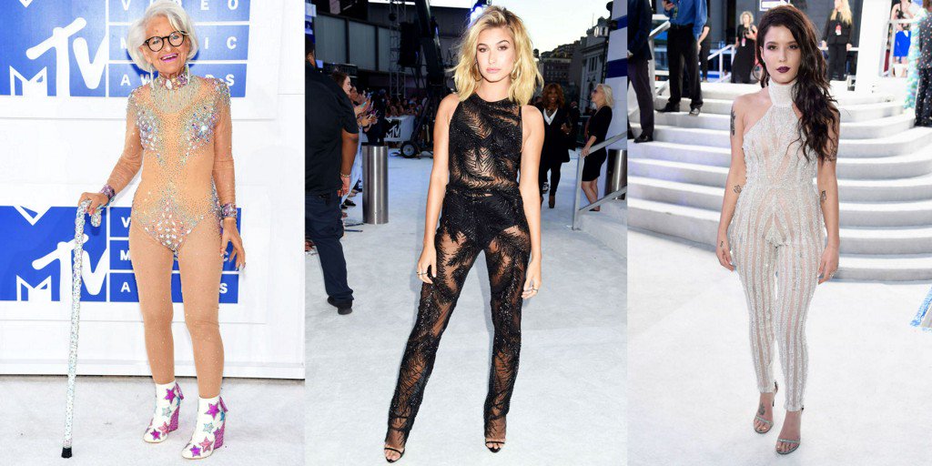 marieclaire's tweet photo. At the 2016 VMAs, Jumpsuits Reign Supreme https://t.co/QPPoJwi6tU https://t.co/O9MGr7Ra0C