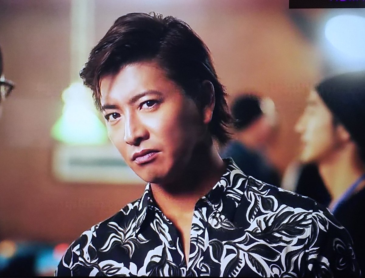 Hamana Pa Twitter 日本和装 Cm ビリヤードで 撮影終了 集合写真撮ります と声 木村さん集合って皆を集める ザ スター 御姉様方を誘って着物姿 変わり過ぎでしょ な彼 どう見ても30歳前後の優しい若旦那さん 続きを 木村拓哉 を見たくなる