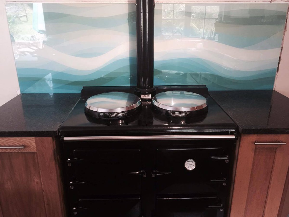 Get your beautifully designed kitchen with us. Choose any colour, pick an effect, get a quote- Call 01752 849084