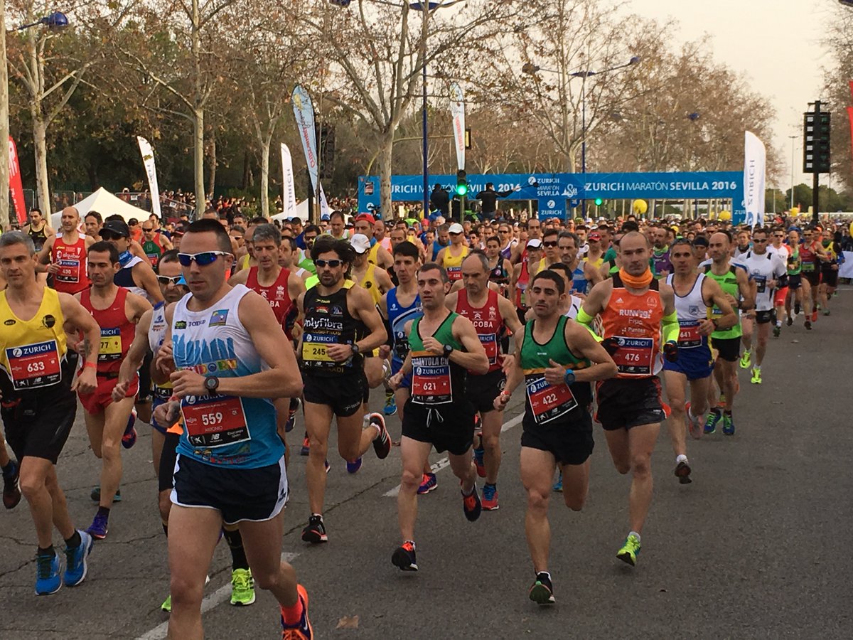 MaratonSevilla's tweet photo. Estás deseando sentir ESO justo cuando suena el pistoletazo de salida #ZurichMaratonSevilla17 https://t.co/ndmDo04zFL
