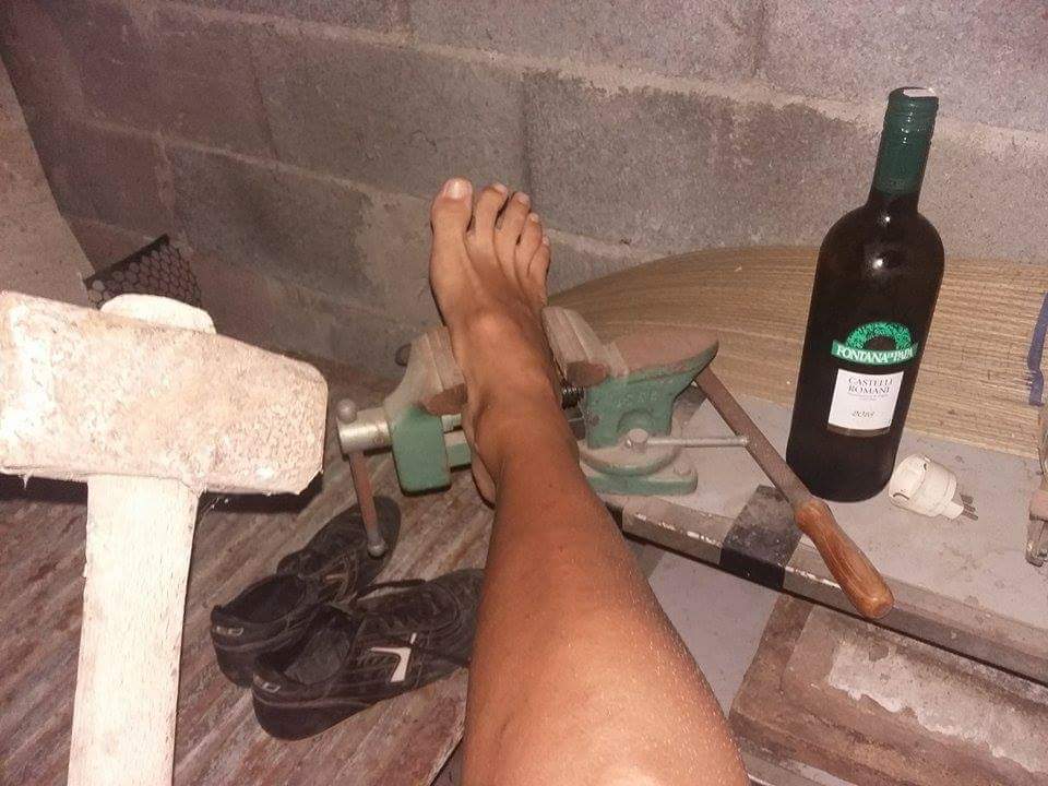 "È tempo di preparazione per il calciatore amatoriale e come ogni anno si prova a raddrizzare il piede." #CSI