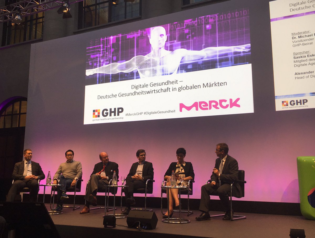 merck_de's tweet photo. Podiumsdiskussion über Digitale Gesundheit @minsungseankim @EskenSaskia @MatthiasReumann #merckGHP https://t.co/UimFdzw16K