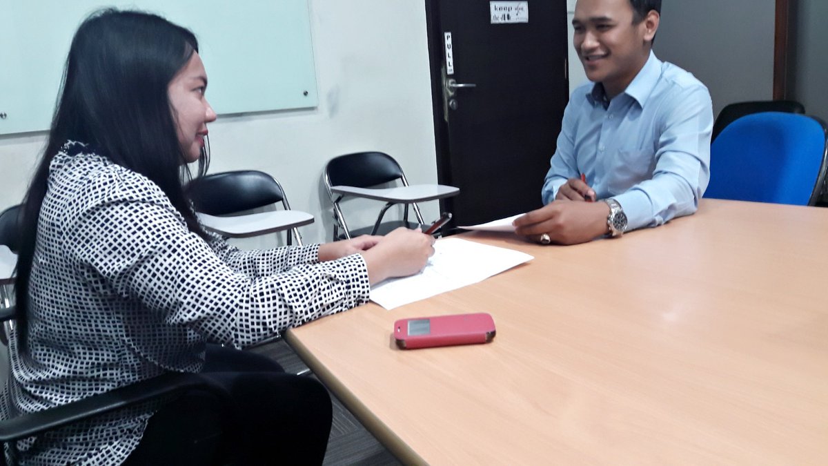 SasaeIcha's tweet photo. #NCDAMFS #SG2AMFS #ProudofAXAMandiri coaching is our style😆 @DoddyHas @HasDoddy https://t.co/TjqEEM54uF
