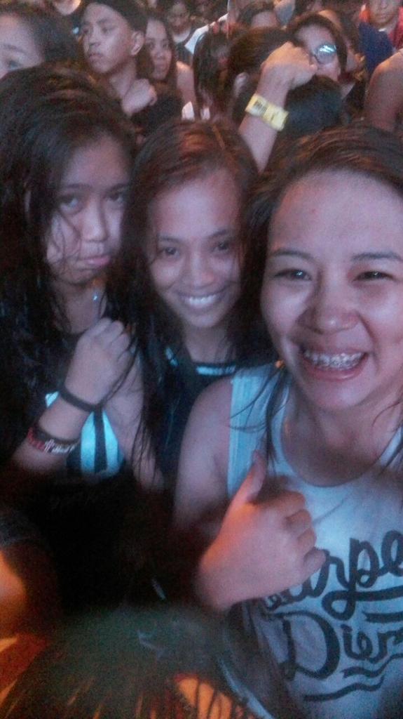 DEUCERSOFFICIAL's tweet photo. Deucers at @HydroManila 2
All support for our queen bae @PattyTiu π°
#HailHydro #AllForPatty
πΈCtto https://t.co/0bzGLmEyIU