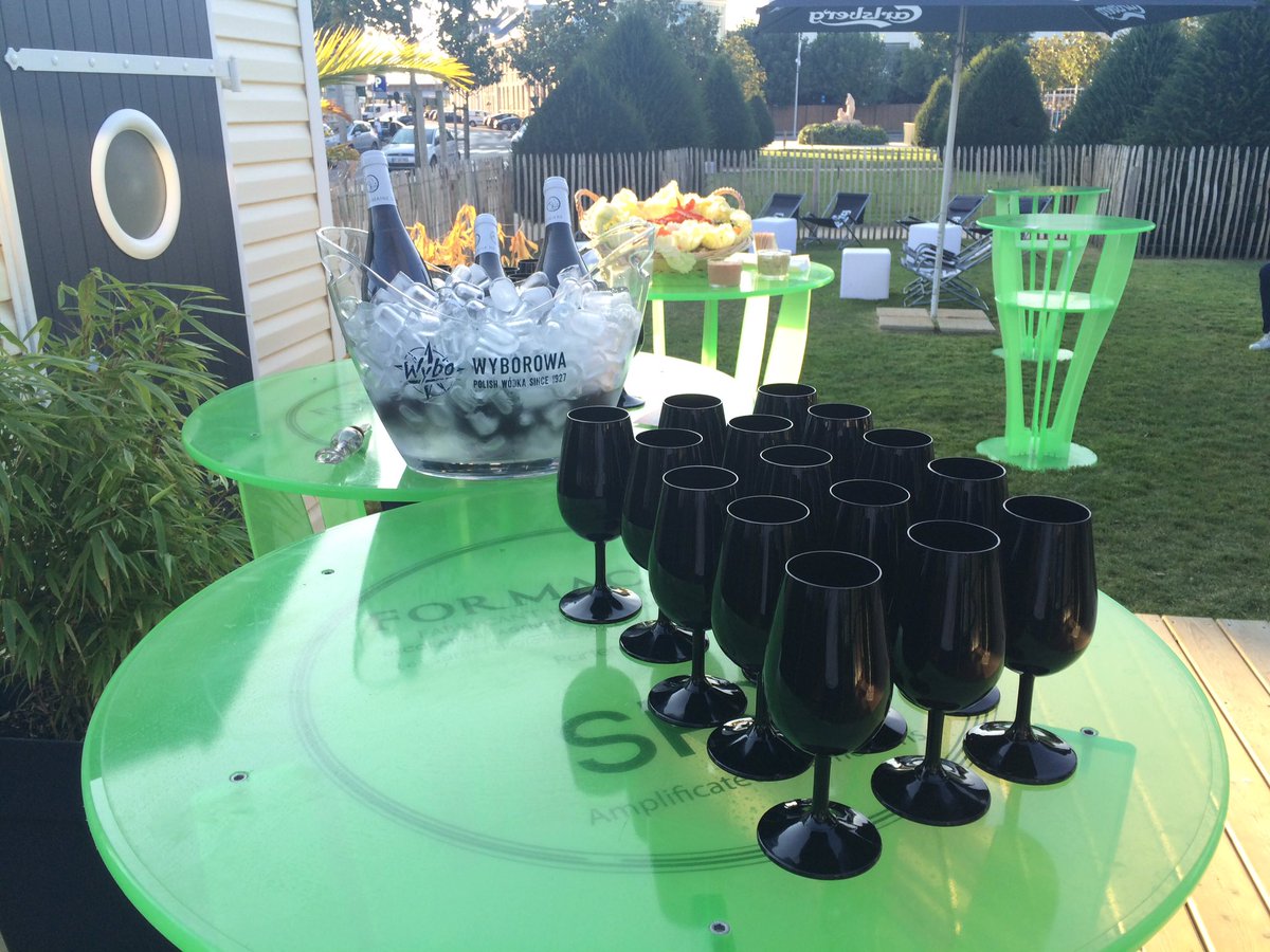 Découverte de @LesRDVduSPOT un magnifique écrin événementiel aux <a href="/lessables/">Les Sables d'Olonne</a> ! Le <a href="/VendeeGlobe/">Vendée Globe</a> arrive !