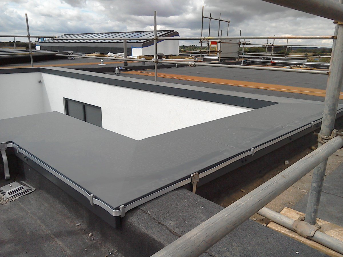 394m of 3mm PPC secret fix capping detail to Fairfield Primary school in Milton Keynes was handed over last week