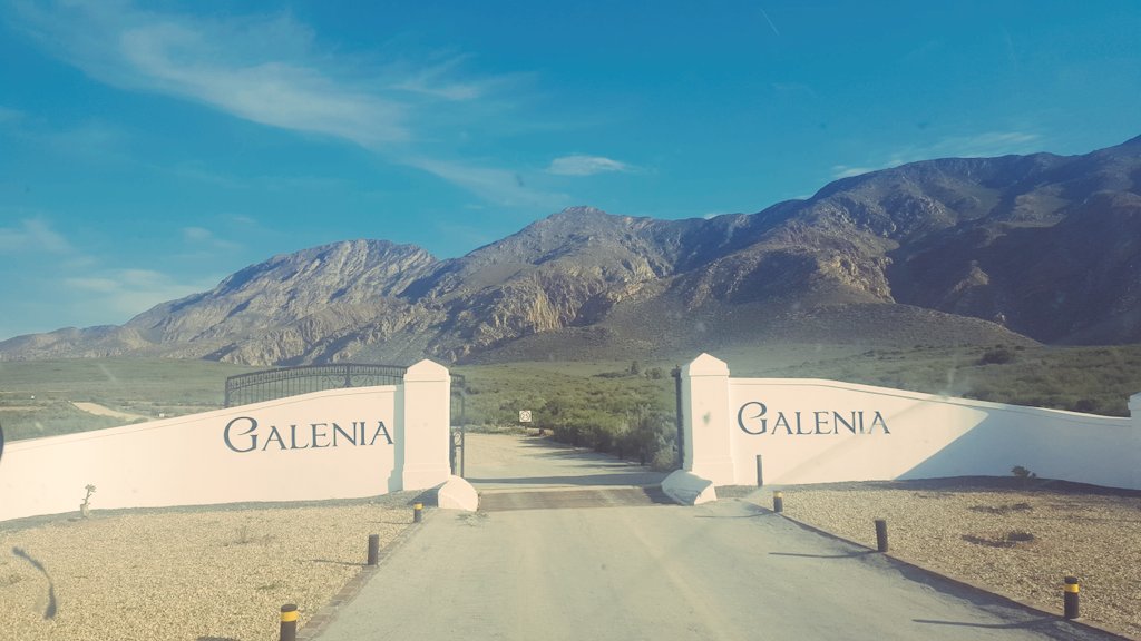 HOT_OVEN's tweet photo. Beautiful hidden gem off the beaten track just outside #Montagu at Galenia Estate! #discovergems #visitlangeberg https://t.co/SBDOZEMXCn