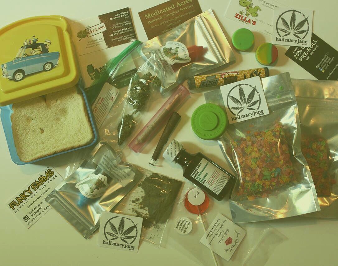 Hail_Mary_Jane's tweet photo. Just some of the goodies we got at the @HIGH_TIMES_Mag Cannabis Cup. Yes, that is a medicated PB&amp;J sandwich. https://t.co/T8Q4XwC7V6