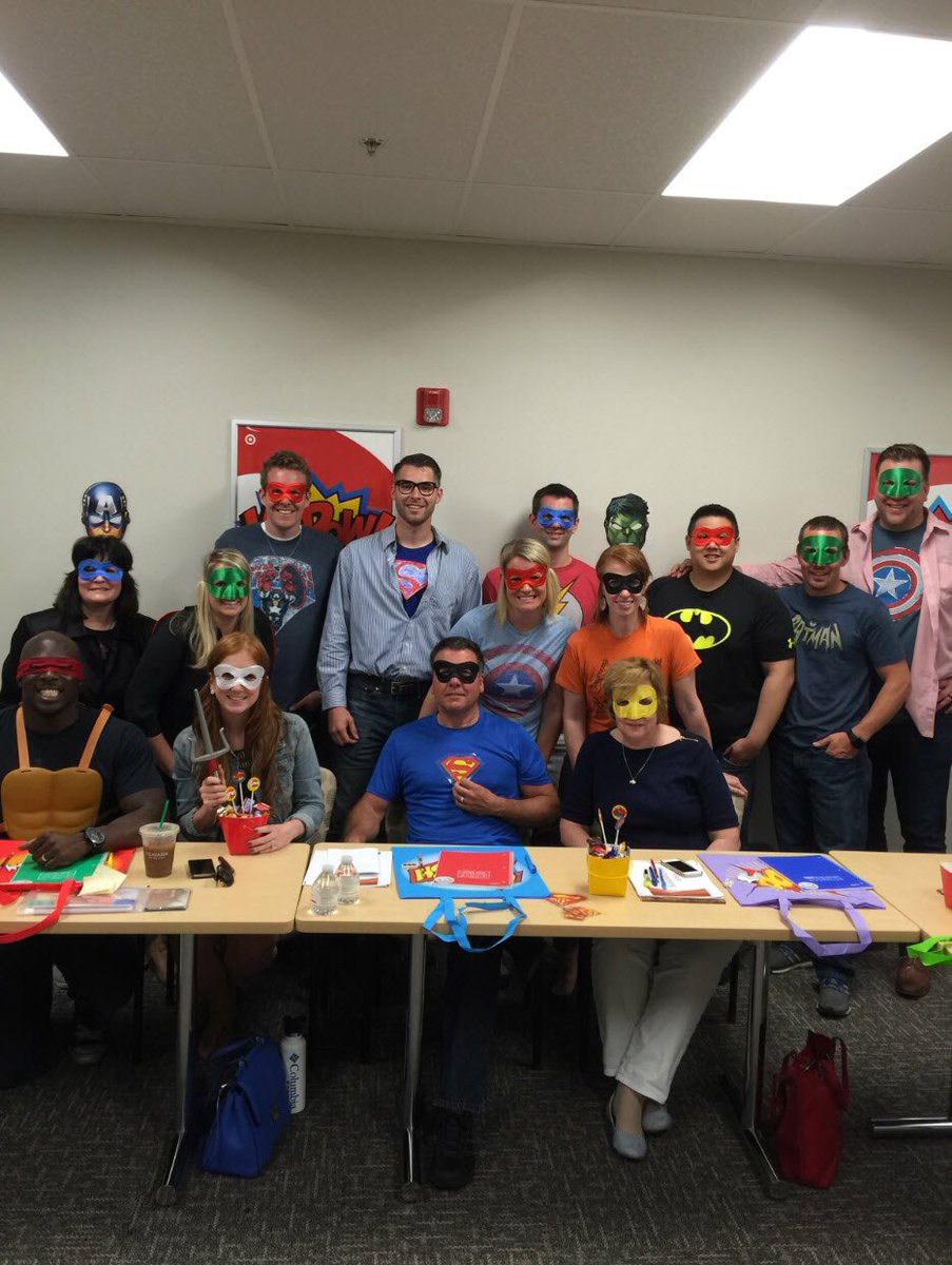 8 months ago &amp; 2500 miles I took a leap of faith and met the best🎯 #KYtoWA #wearetarget <a href="/BethGates23/">Beth Gates</a> <a href="/LisaSherland/">Lisa</a>