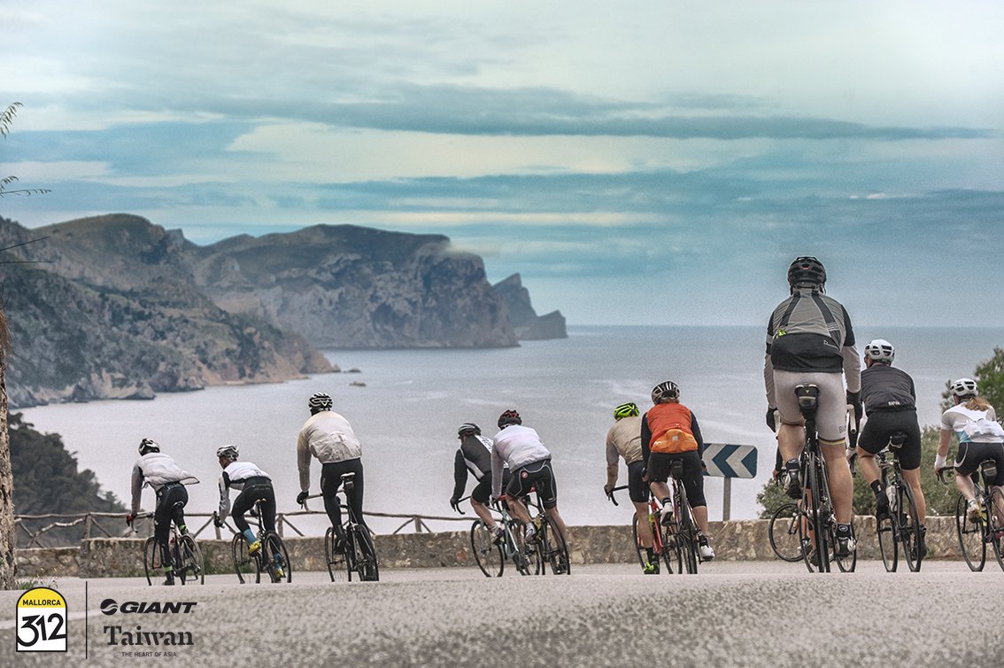 Mallorca312's tweet photo. It might be the route, the atmosphere or a personal  challenge. What is your motive to face the #Mallorca312? https://t.co/QHD93p4DJO