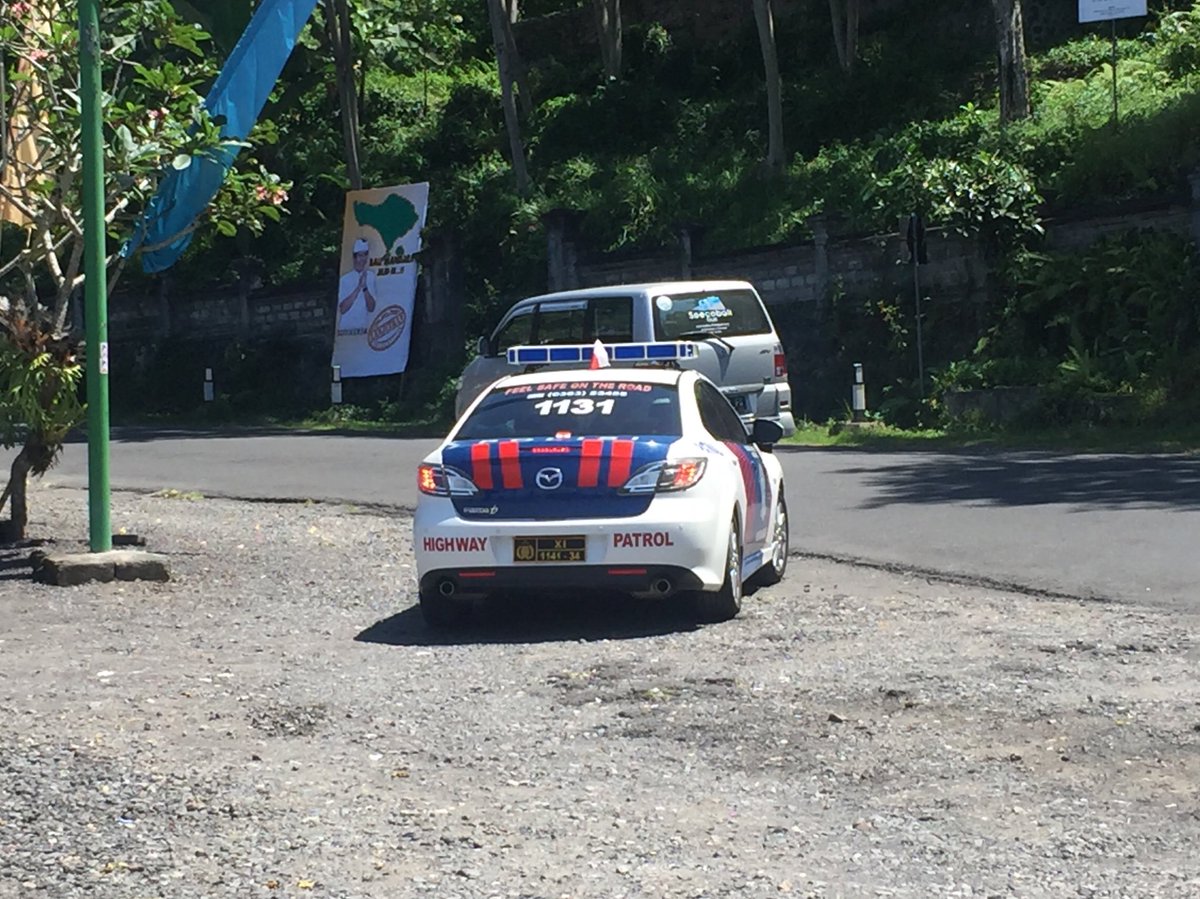 _matheus67's tweet photo. Petit souvenir de Bali pour @PoliceNat67 😉 https://t.co/q12GIJNanw