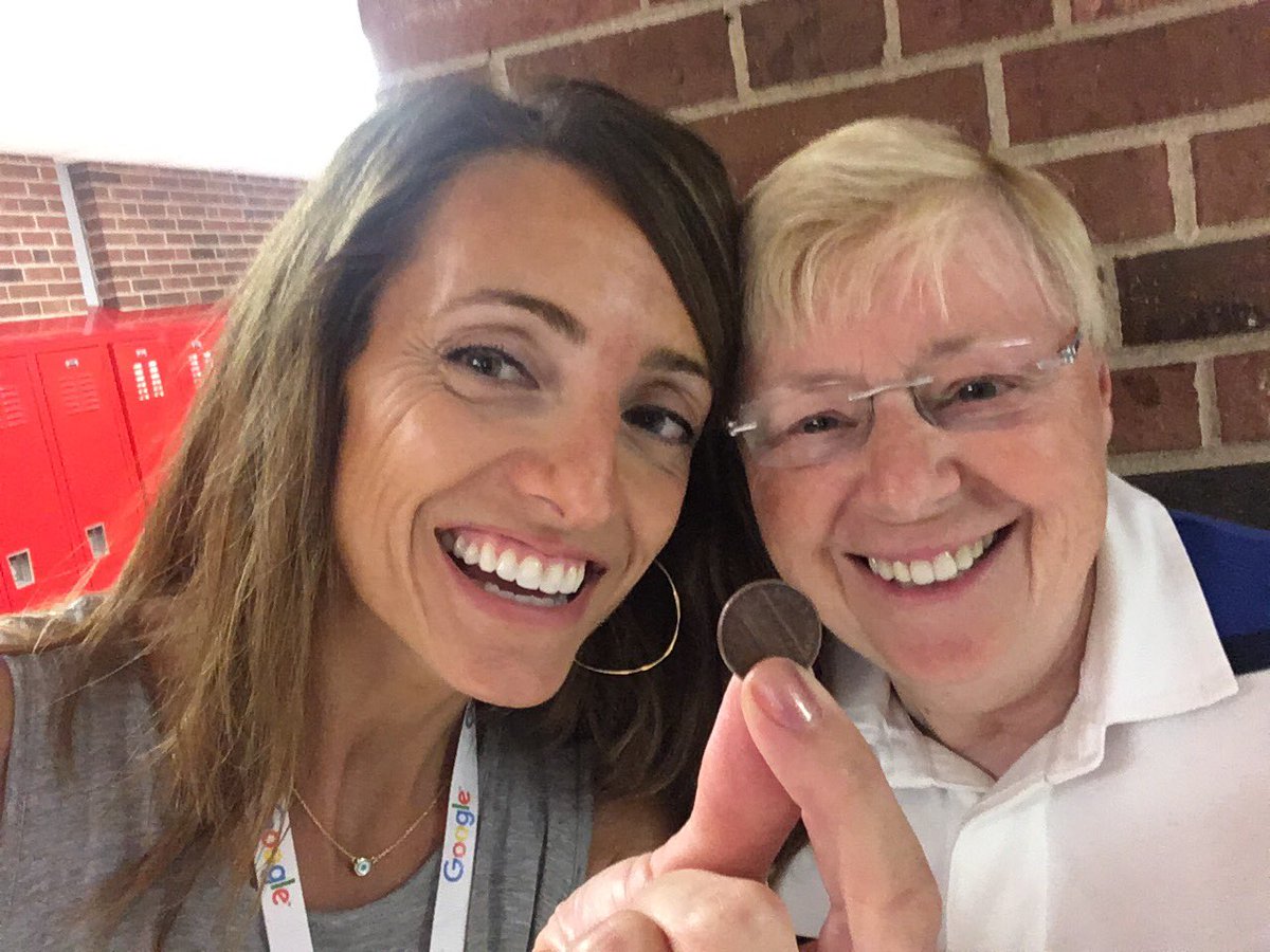 mariagalanis's tweet photo. See what happens when you pick-up a penny? All day good luck, then @Faye_Hansen109 walks in the building! #engage109 https://t.co/FHESuU15fq