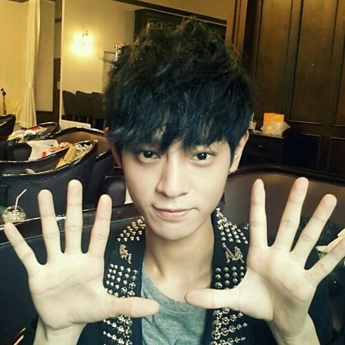 방금 뜬 오늘자 슈키라 스페셜 DJ ㄷㄷㄷㄷ.jpg | 인스티즈