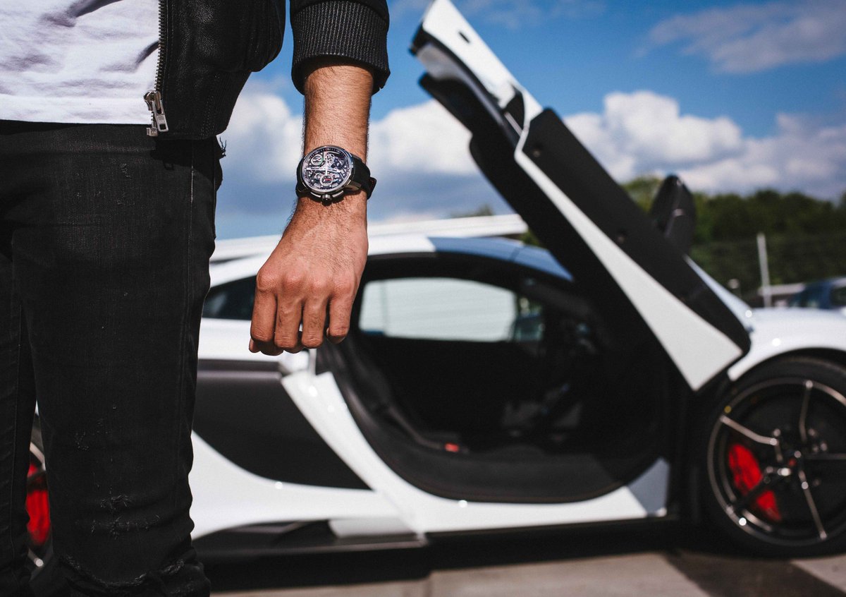 PuristSPro's tweet image. .@angelus_watches races in the Supercar Rally @FuelRun 2016 on the scenic California coast
watchprosite.com/page-wf.forump…