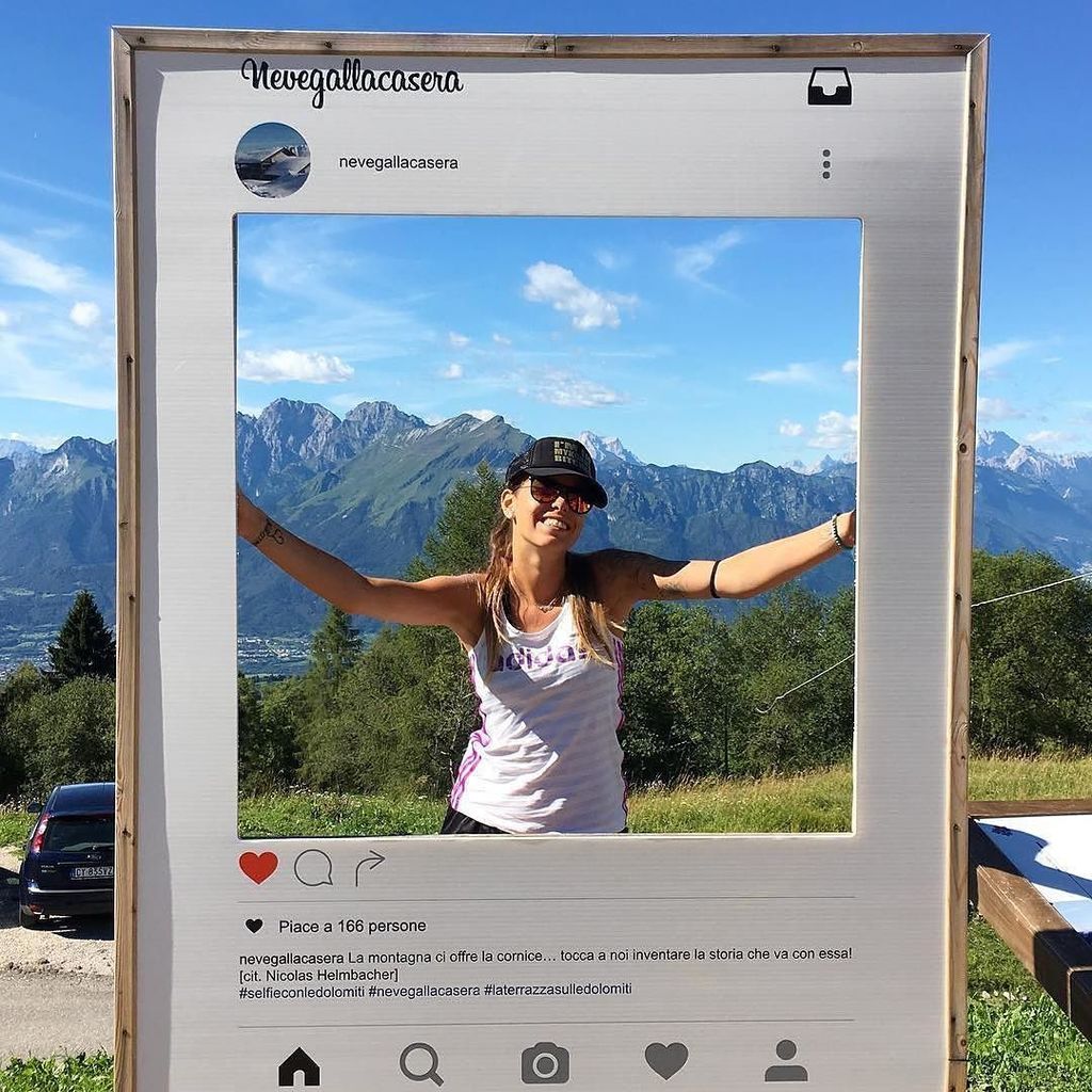 LaCaseraNevegal's tweet photo. #Repost @xelaxelai
・・・
#colvisentin #lacasera #nevegallacasera #belluno #italy #beautiful … https://t.co/Lio3NYDjEJ https://t.co/EZhowBgRJd