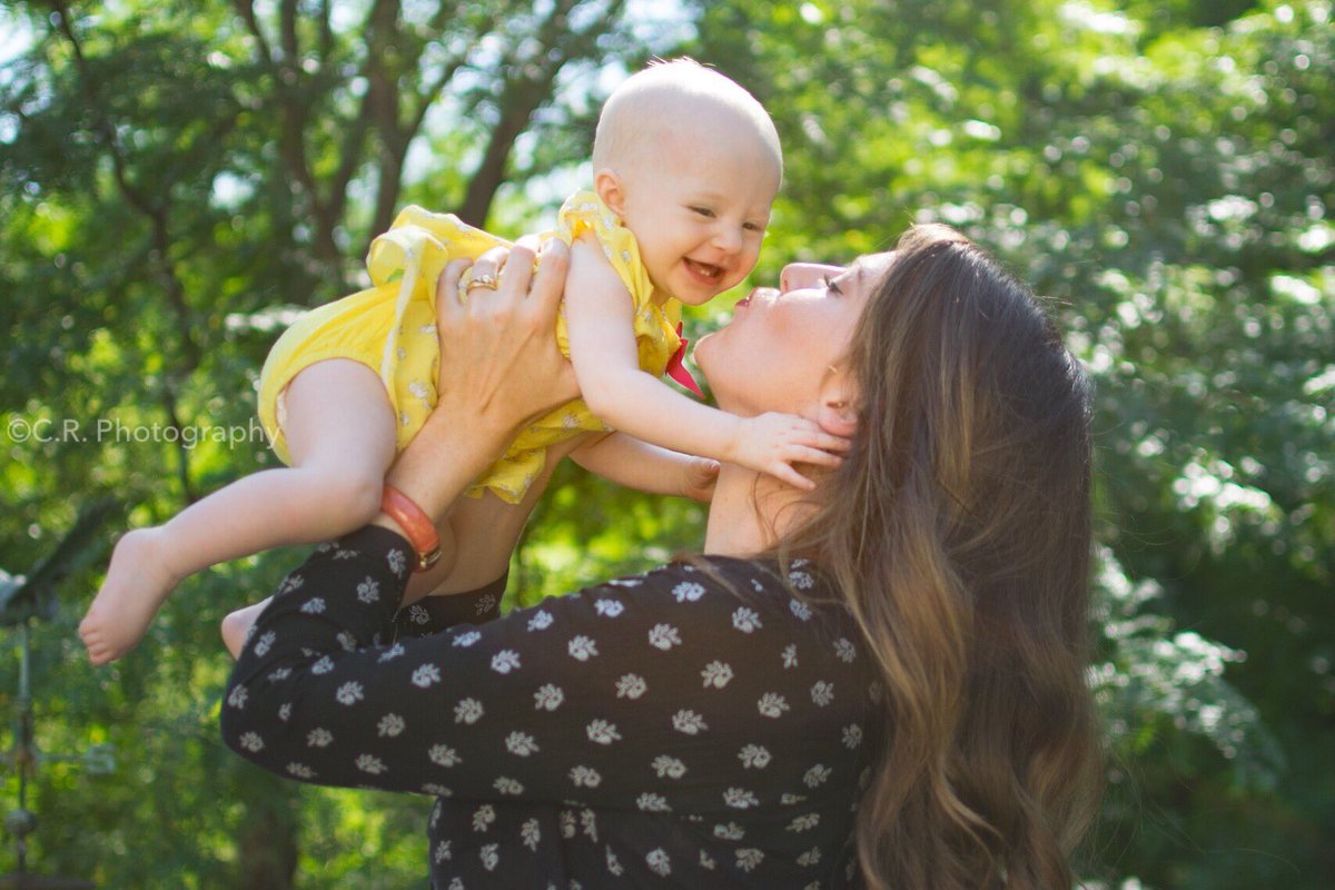 ccrossignol's tweet photo. Words can't express the unconditional love that exist between a mother and her child. #motherdaughter #familyfirst https://t.co/y9DyGDVjCr