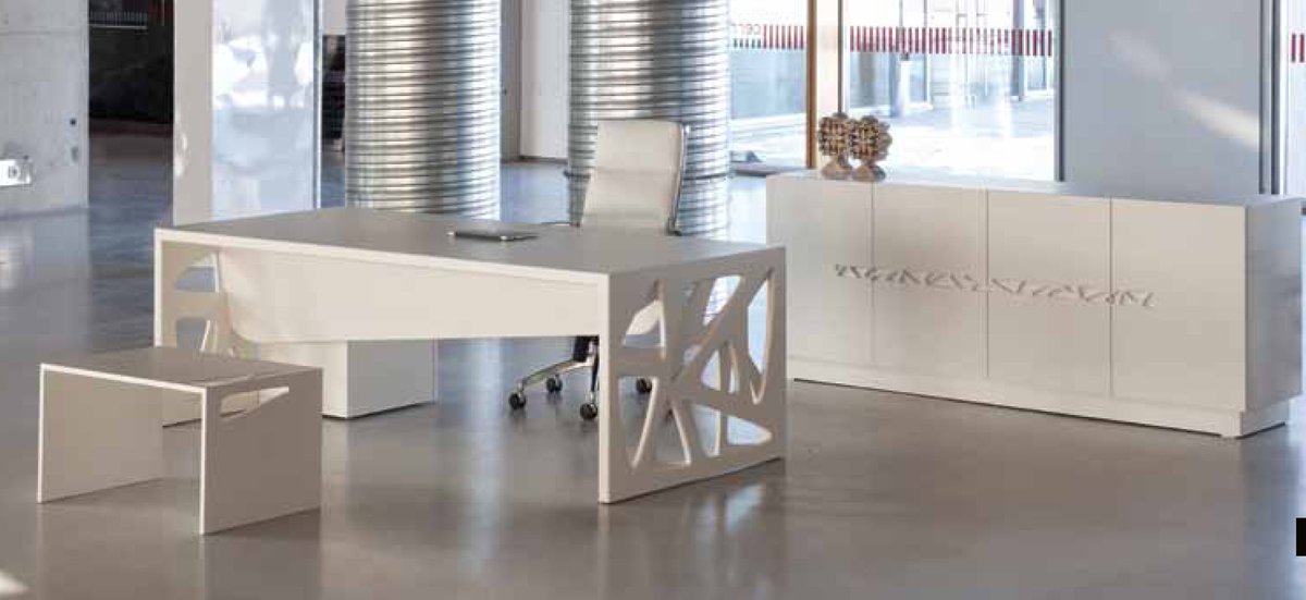 مكتب ستون + وحدة ادراج
+ طاولة شاهي+ كونسول حفظ اوراق 
الخشب ام دى اف بلاكار مغطى بقشرة خشب طبيعي
230 * 100 سم